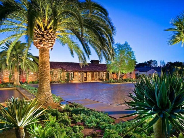 Estancia Hotel & Spa